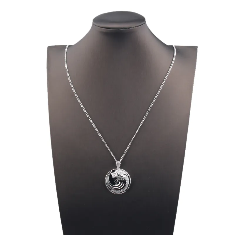 or noir fine chaîne cercle diamant Pendentifs longs colliers pour les femmes à la mode animal Bijoux de créateurs de luxe Fête Noël Cadeaux de mariage filles Vente de fiançailles