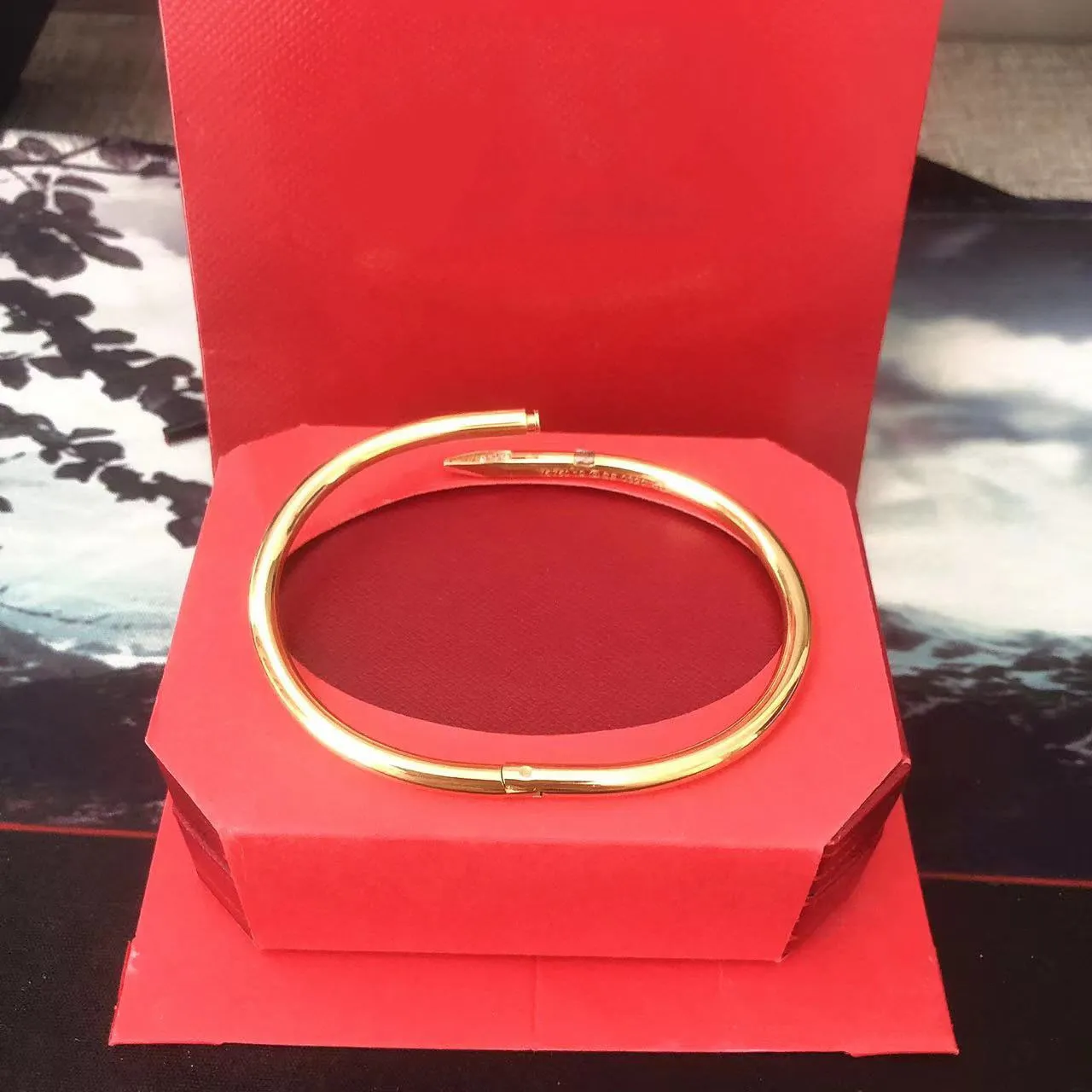 Classic bangles designer Gold Silver Nail Bracelet Titanium Steel Cuff fashion bangle nlay Diamond Bracelets Womens Mens Love Jewelry Gift C80009 With red Box C007