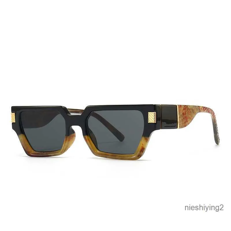 0697 Nouveau défilé de mode boîte lunettes de soleil papillon lunettes de soleil de mode pour hommes lunettes de soleil uvb lunettes de mode femmes demi rectangle cadre noir