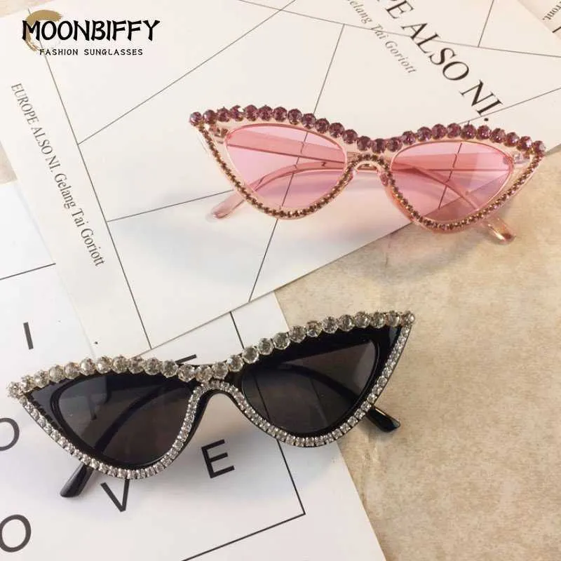 Óculos de sol 2023 Vintage Luxury Crystal Diamond Cat Eye Sunglasses Designer Brand Brand Black Pink Frame Sun Glasses Bling Eyewear Y2K J230422