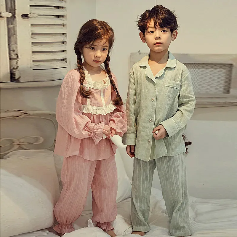 Pyjamas Söt flicka och pojke Jacquard Cotton Pyjama Set förskolans prinsessa spets pyjama set sover i barnkläder 231122