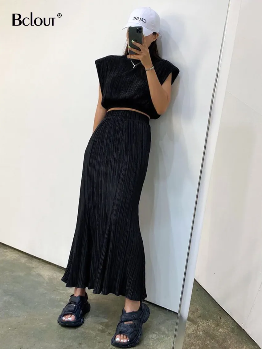 Two Piece Dress Bclout Elegant Pink Skirt Sets 2 Pieces Womens Outfits Spring O-Neck Sleeveless Crop Tops Black Elastic Waist Long Skirts Suits 230422