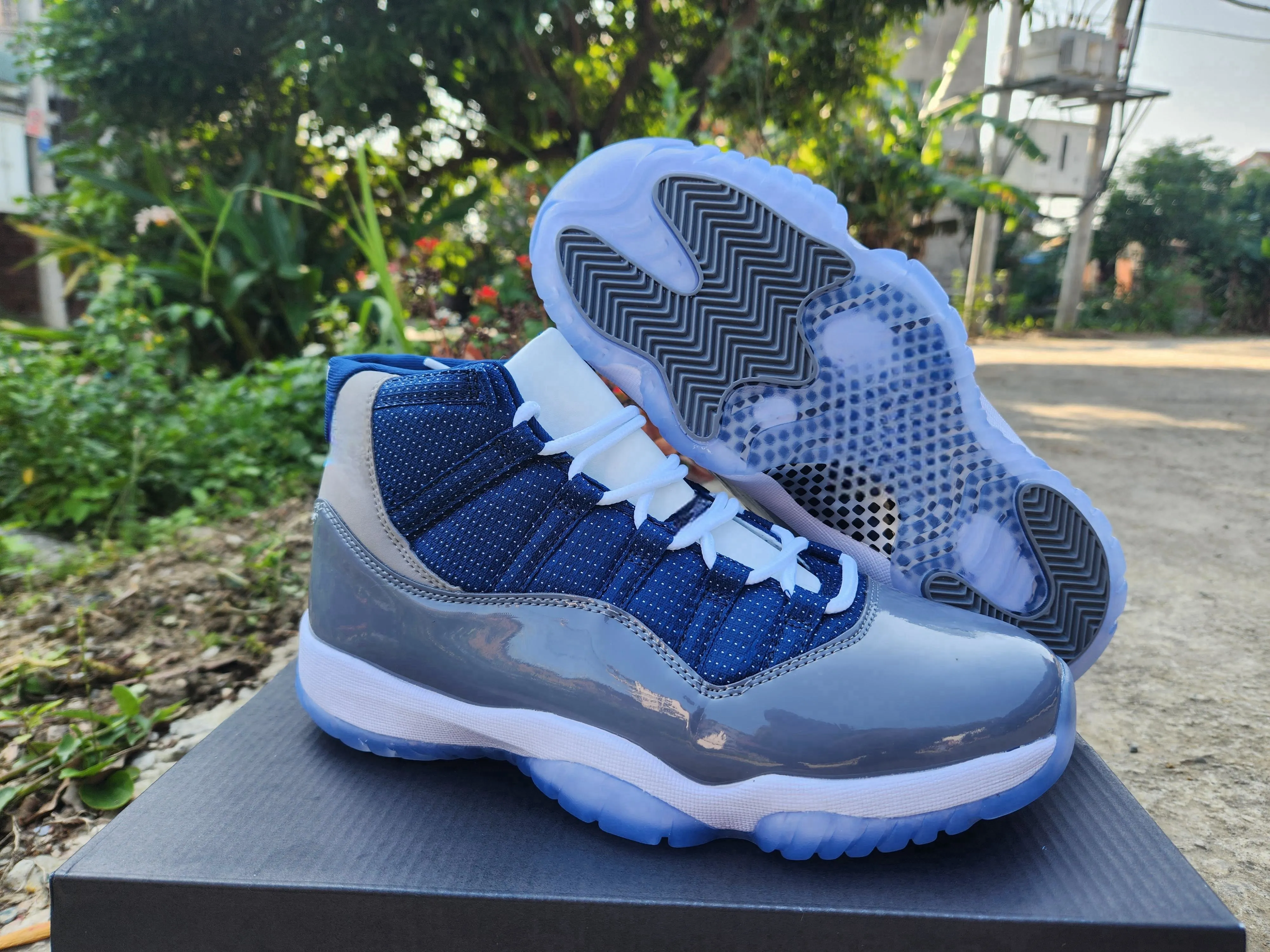 High top sales snakeskin 11