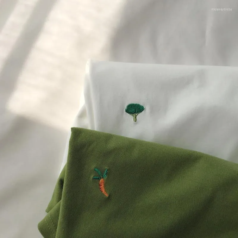 T-shirts pour femmes Summer mignon broderie chemise de fond blanc / avocat vert rond rond manche courte t-shirt coton pur