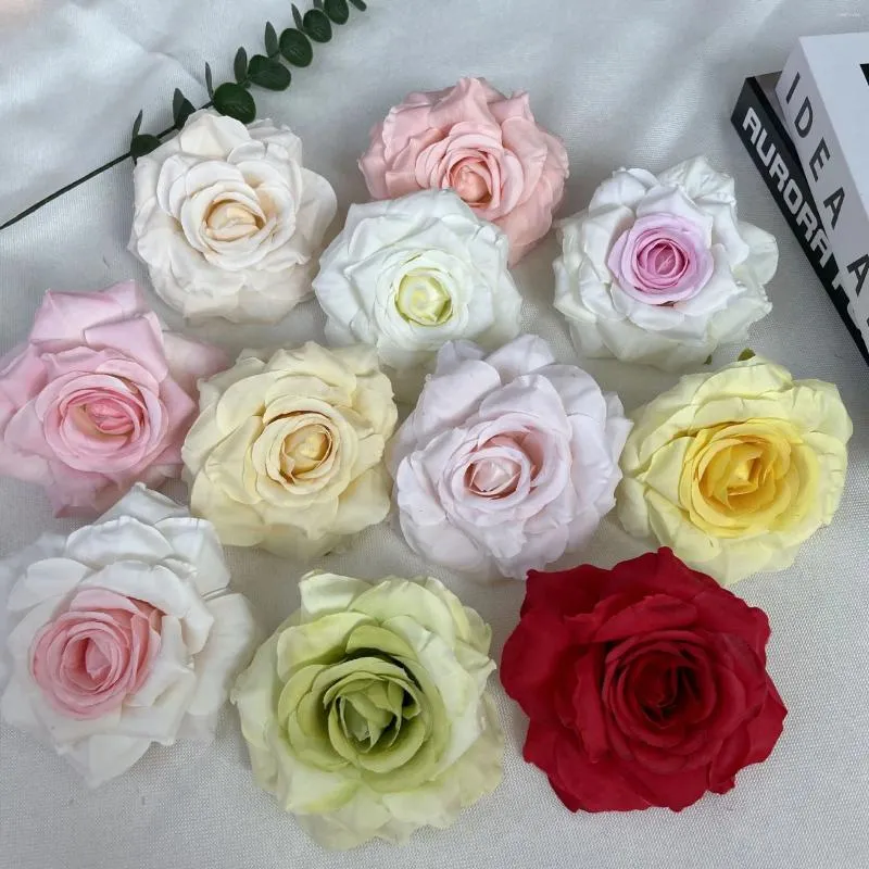 Kwiaty dekoracyjne 10pcs sztuczny zwinięty kwiat róży głowica Symulowana jedwabna rolka DIY Home Party Wedding Arch Tło Wall Flowe