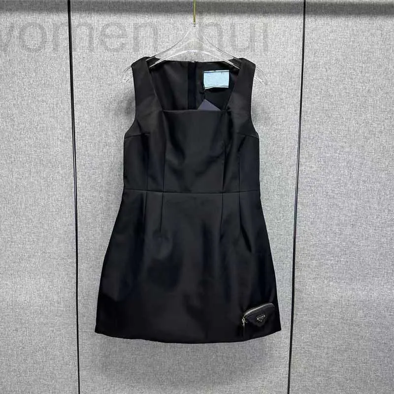 slim fit dress slacks SHES DIFFERENT CUT OUT FAUX LEATHER MINI DRESS  AKIRA