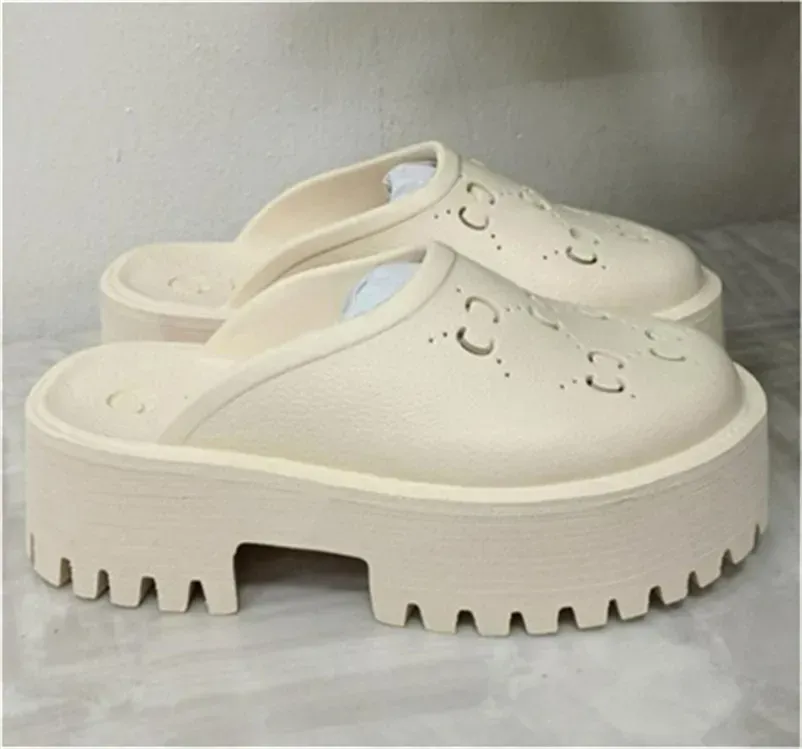 luxury slippers brand designers Women Ladies Hollow Platform Sandals made of transparent materials fashionable sexy lovely sunny beach w WkI