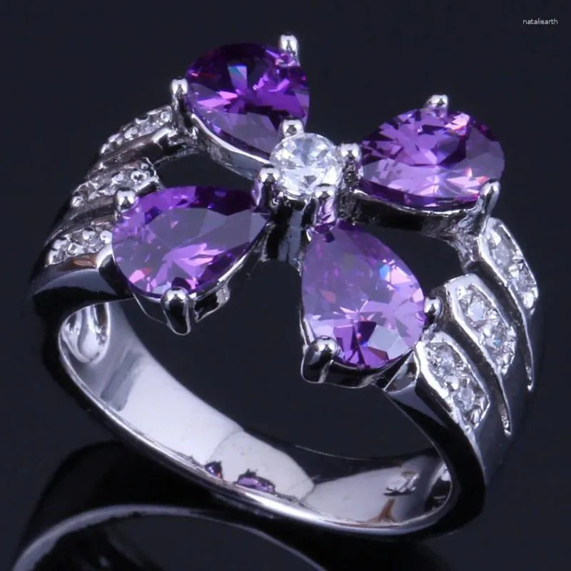 Cluster-Ringe Romantische Blume Lila Zirkonia Weiß CZ Versilberter Ring V0430