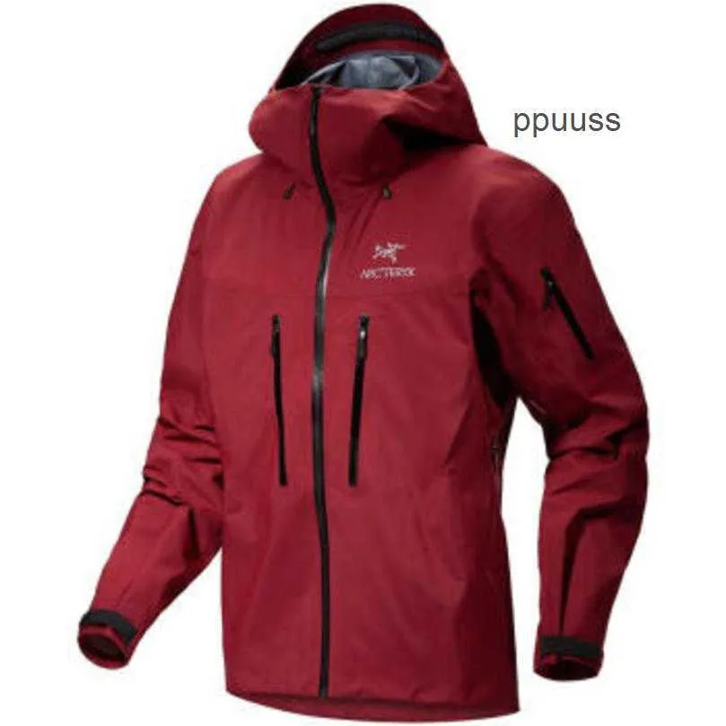 Vêtements d'extérieur et vêtements de plein air Vestes Arcterys Manteaux pour hommes Veste Sprint Alpha SV Series Veste extérieure respirante et résistante aux intempéries Bordeaux XS WN-V64N