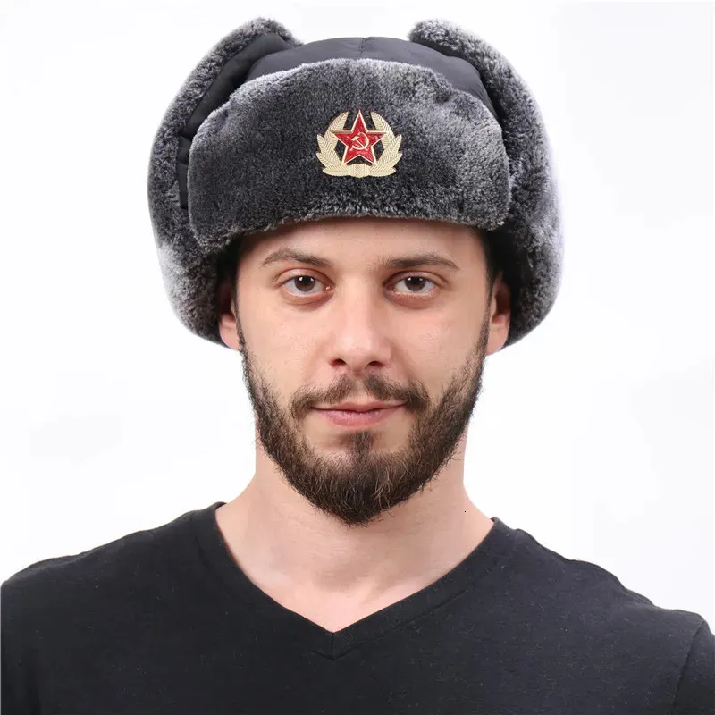 Trapper hoeden warme Sovjet-badge Lei Feng mens Russische leger Ushanka bommenwerper hoed buiten plus fluweel dikker caps namaak konijnenbont oorklep 231122