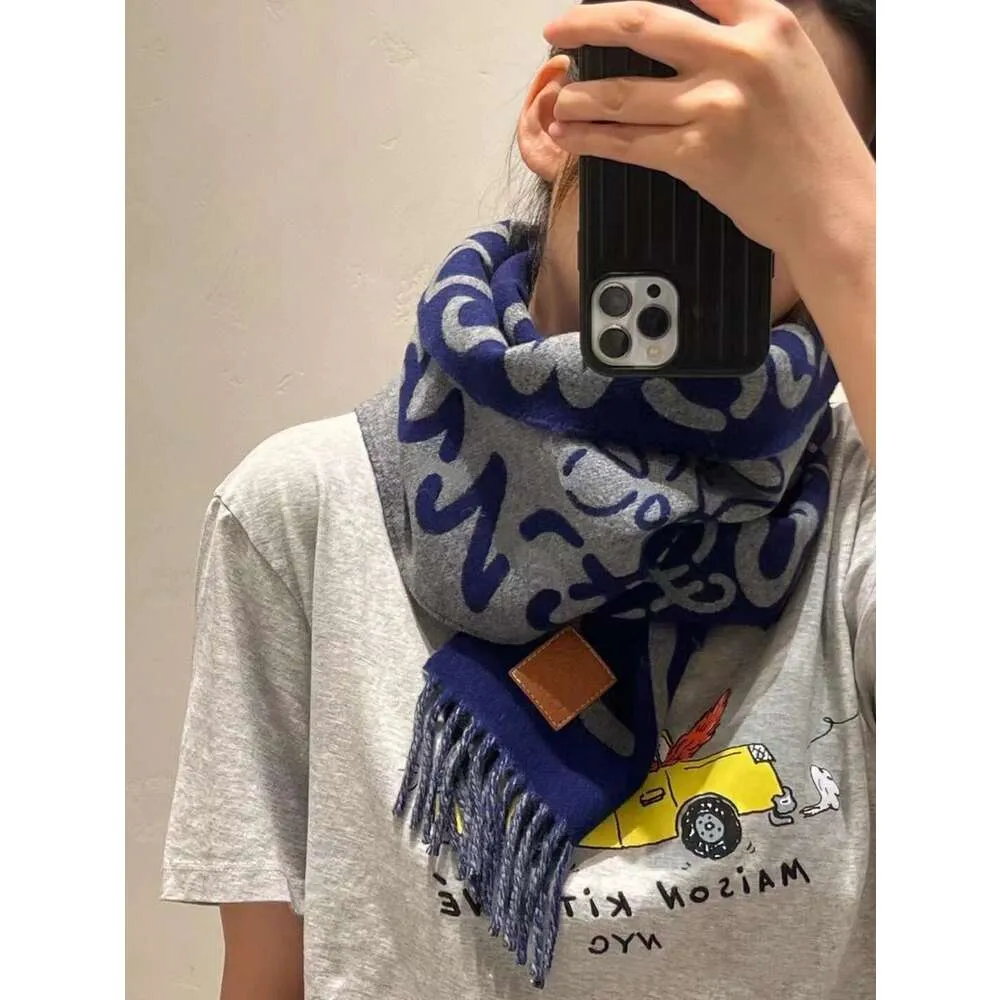 Lowees Scarf High Quality WomenNew Scarf Women's Winter Dual Use Classic Old Flower Graffiti Double Sided Cashmere Wool Brown Men's and Women's Shawl Neck