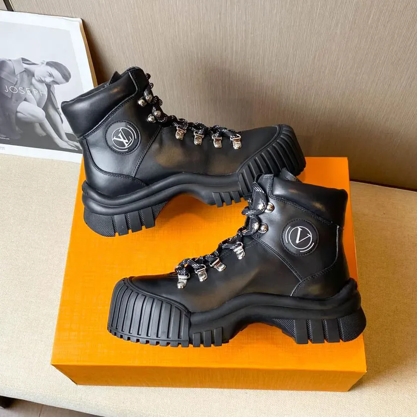 Boots de diseñador París Luxury Boot Boot Genuine Leather Toble Booties Mujer Sandalias de zapatillas de arranque de botas cortas Sandalias Slipper por 1978 W450 03 03