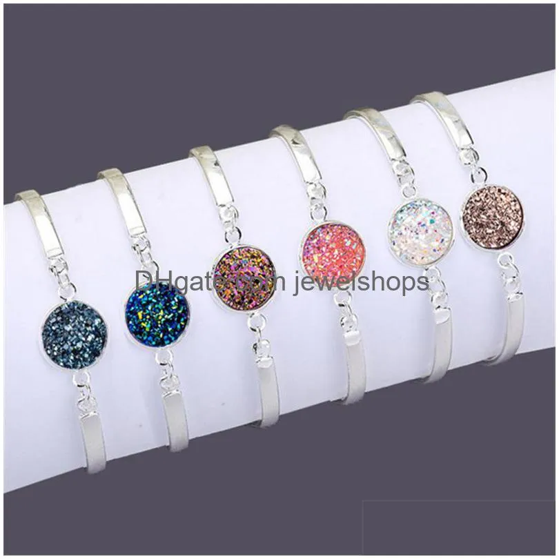 Charme Armbänder Naturstein Armbänder Armreifen Für Frauen Colorf Kristall Quarz Druzy Charms Armband Neue Silber Überzogene Sommer Dame Drop dhsfl