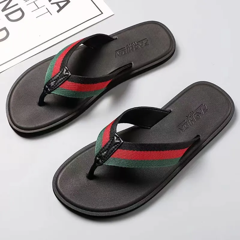 Pantofole Oraqwlj uomo infradito tendenza di lusso pantofole di alta qualità Scarpe da spiaggia all'aperto eleganti pantofole Antiscivolo taglia grande 47 48 230421