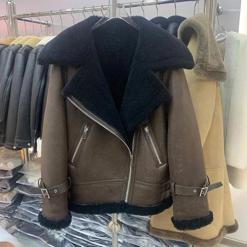 Kvinnor läder lady mode shearling jacka 2023 design äkta får kappa kvinnor tjock varm moto cyklist