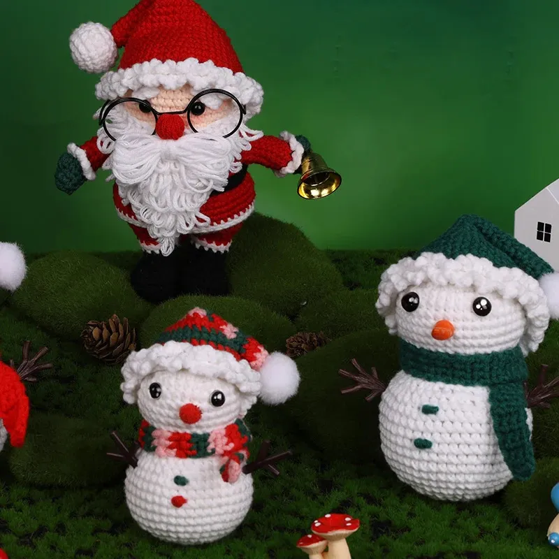 Handmade Christmas Crochet Set With Woven Material Perfect For