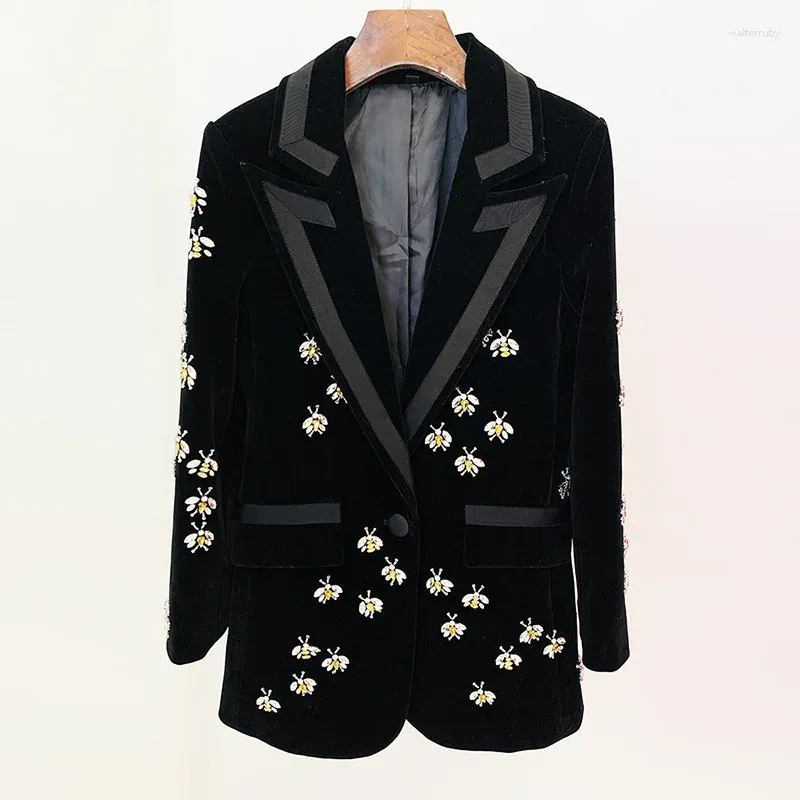 Costumes pour femmes Noir Élégant Mode Slim Abeille Diamants Velours Costume Veste Femmes 2023 Hiver Dames Sexy Col V Profond Soirée Blazers