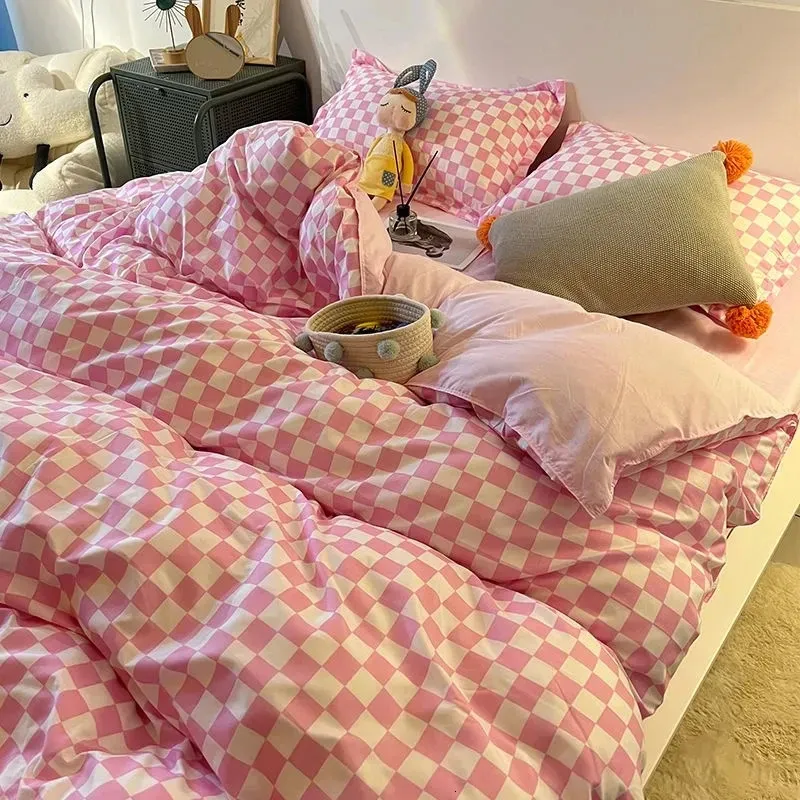 Bedding sets Nordic pink black checkered bedding with pillowcase childrens womens King Queen Twin Kawaii 231121