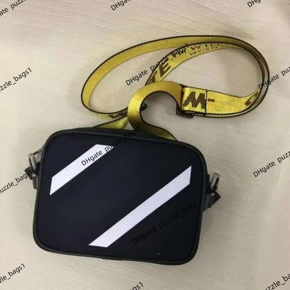 DHgate.com:2024Mens Casual White Zebra Crossbody Bag with DHgate.com:2024Mens Casual White Zebra Crossbody Bag with