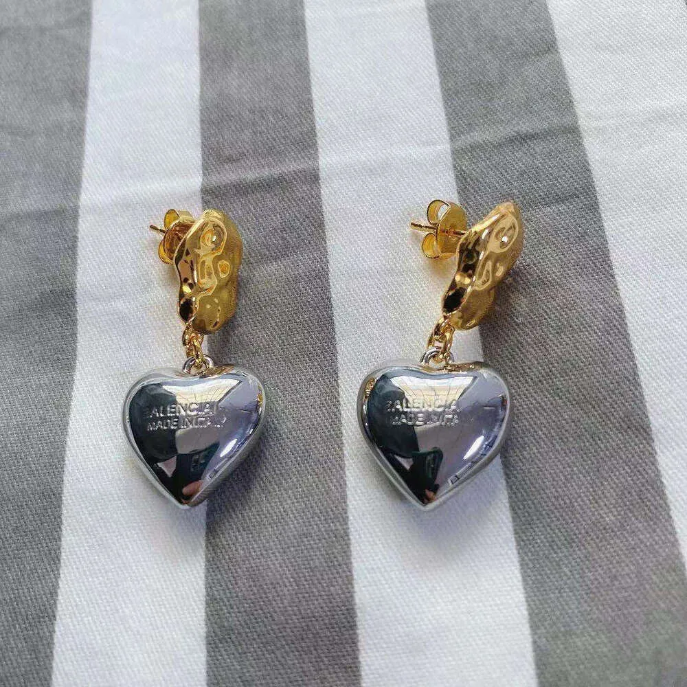 Biżuteria kolczyki BB Parysian proste złote srebrne pasujące brzoskwiniowe serce kółka lawowe plisowane kolczyki z modną osobowością kolczyki miłosne