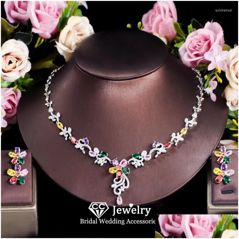 Orecchini Collana Collana Orecchini Set a forma di fiore per matrimonio Accessori donna Abito da sposa Fidanzamento Bijoux Goccia romantica Deli Dhebe