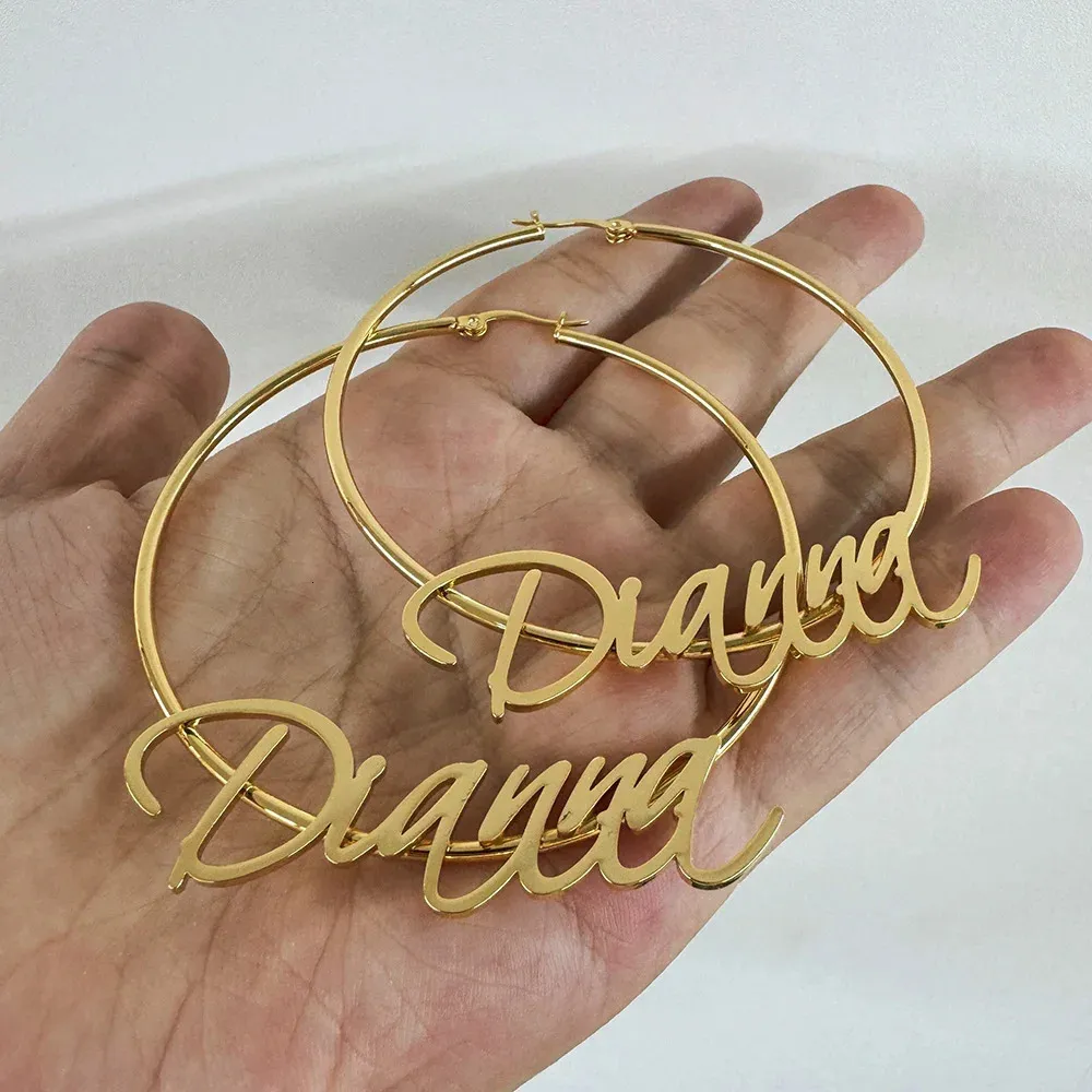 Hoop Huggie Aangepaste Naam Oorbellen Gepersonaliseerde Mode Roestvrij Staal Kleurrijke Grote Hoops Oorbel voor Vrouwen Sieraden Gift 231122