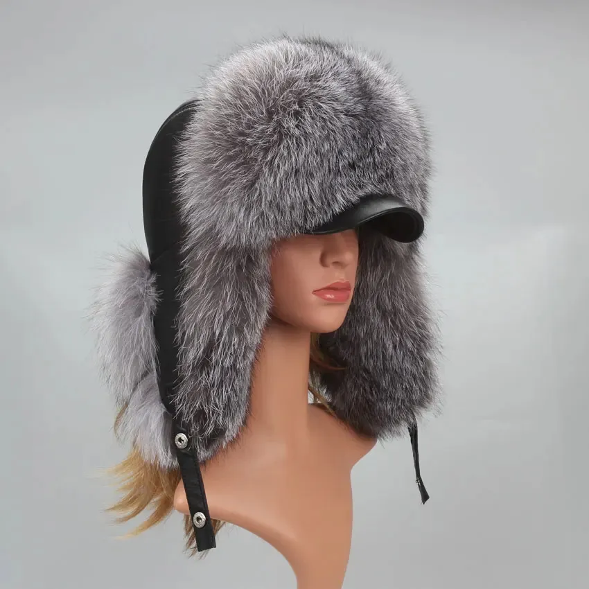トラッパーの帽子本物のシルバーフォックスファーハット耳のフラップロシアの女性のための本物の自然なキャップ爆撃機キャップレザートップ231122