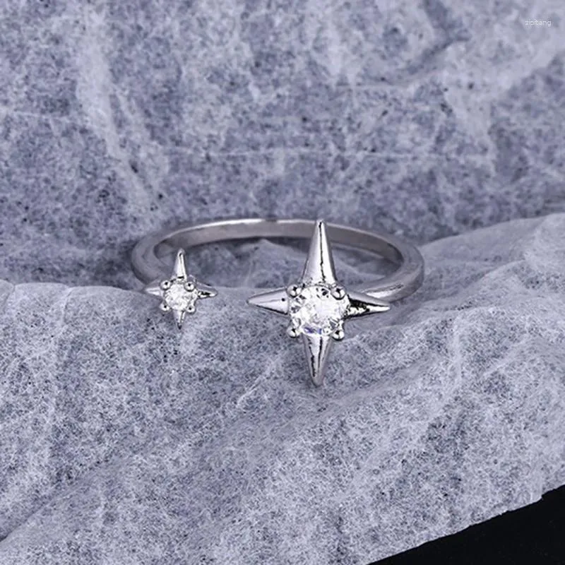 Anneaux de cluster Shining Star Ouverture pour les femmes réglable coréen Dainty Finger Pinky Ring Accessoires Mode Bijoux Cadeau Dropship KCR080