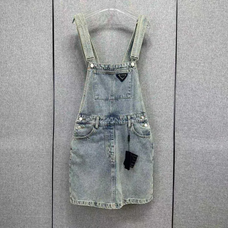 Vestidos casuais básicos designer 2023 verão novo triângulo etiqueta denim cinta vestido estrela estilo bxiu