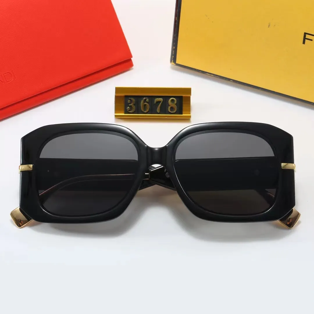 Designer Sunglasses For Women Men Chain With Sun Glasses Fashion Classic Sunglasses Luxury Polarized Pilot PC Frame Oversized UV400 Eyewear 3678