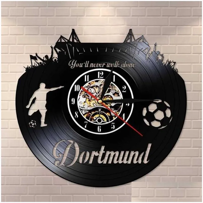 Horloges murales Dortmund City Skyline Horloge États allemands Stade de football Fans Cellebration Art Vinyl Record Y200109 Drop Livraison Accueil G Dh5IG