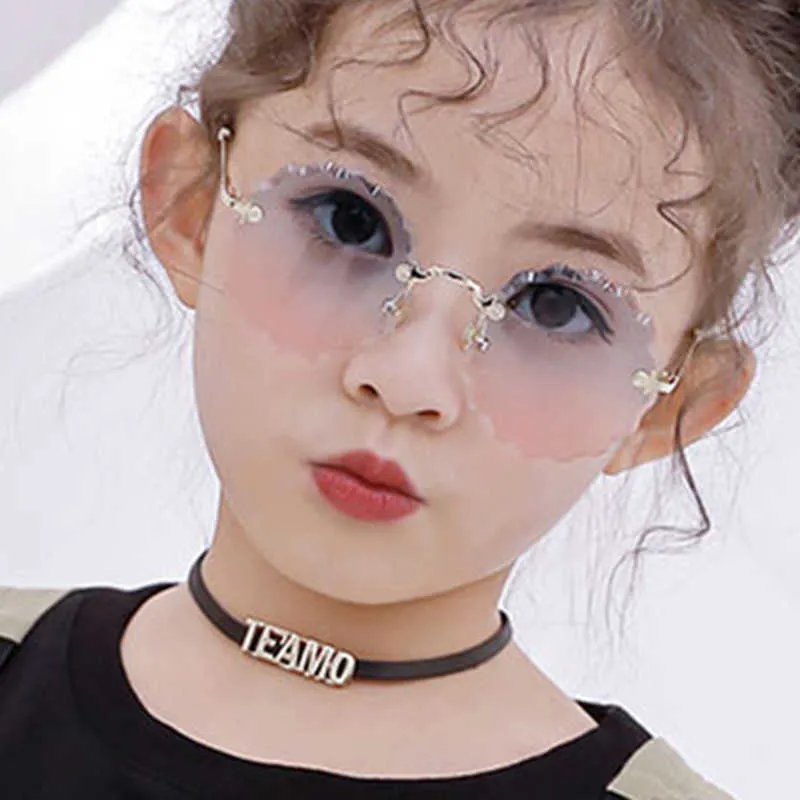 Andra modetillbehör Flower Wave Round Solglasögon för pojkar flickor barn Rimless Gradient Mirrors Eyewear Summer Cute Baby Kids Sun Glasses skugga J230422