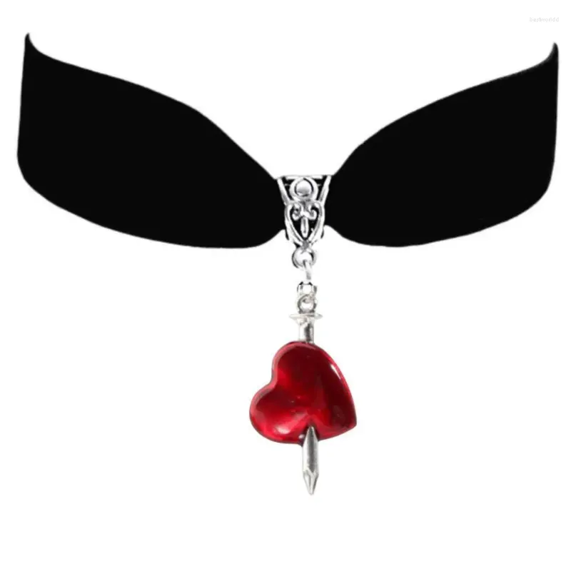 Ожерелья с подвесками в готическом стиле, винтажное колье с красным сердцем, женское и мужское готическое панк, темно-бархатный воротник, рок-хиппи, аксессуары для вечеринок, подарочное ожерелье