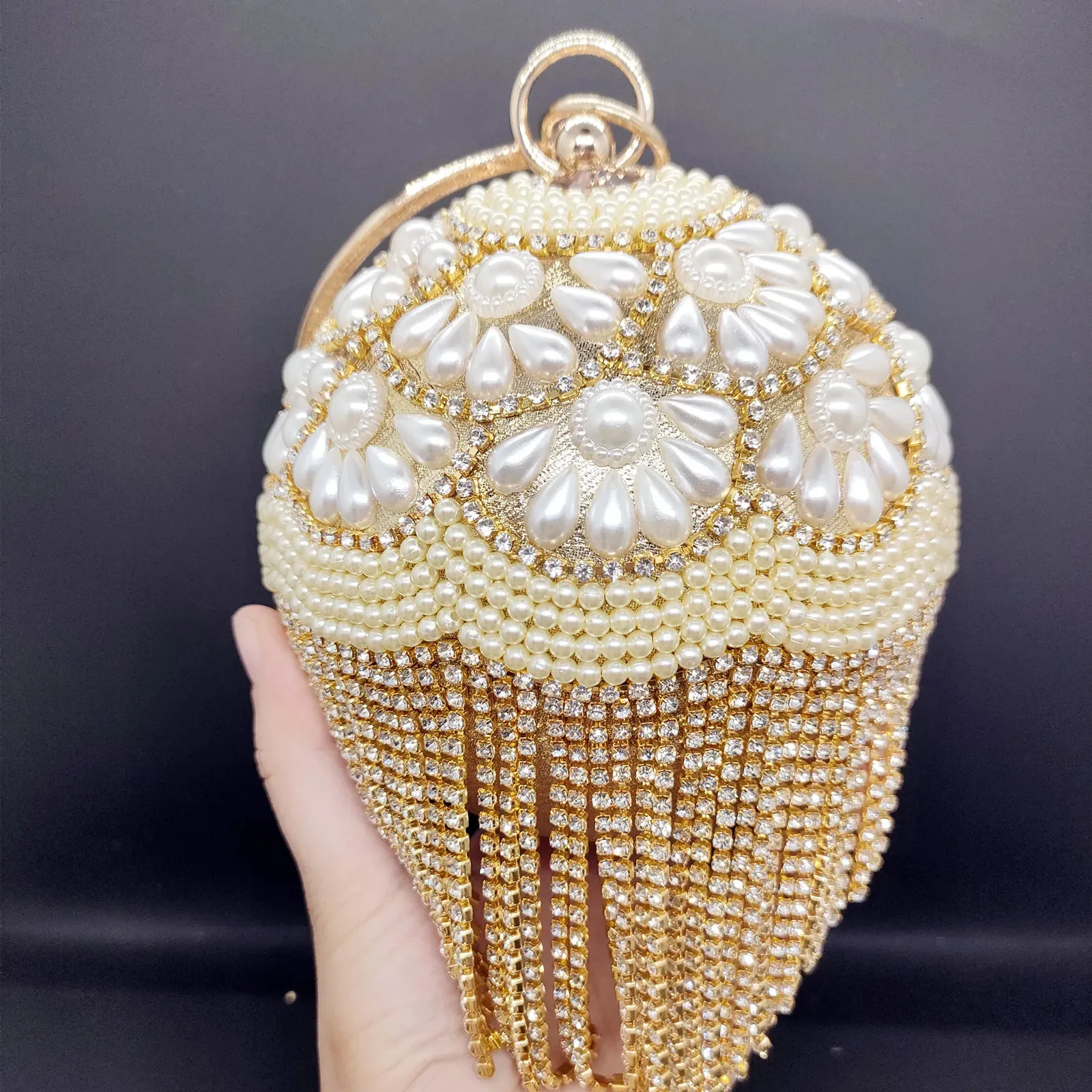 Kvällspåsar DG Peaflow Round Circular Gold Diamond Tassel Bridal Women Evening Party Crystal Clutch Bag Wedding Wristlets Purse 231121