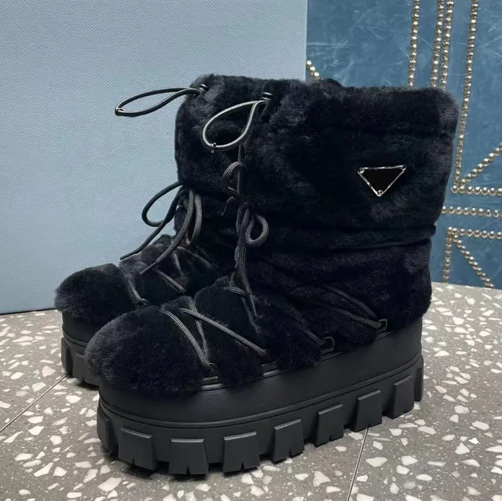 رسالة P Snow Boot Nylon Moonlith Boot Martin Plaque Onkle Ski Boot Slip Round Ruity Designer Lace Up Shoes