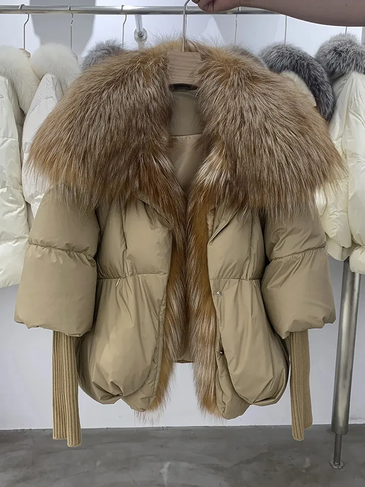 Piumino da donna Parka ANNSIRGRA Giacca invernale Piumino d'anatra bianco Cappotti di vera pelliccia da donna Collo di pelliccia vera super grande con maniche in maglia Moda 231122