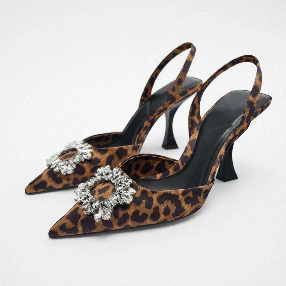 Klädskor kvinnor höga klackar skor 2023 za sommar spetsiga strass leopard tryck pump mode stilett sandal transparenta kvinnor skor