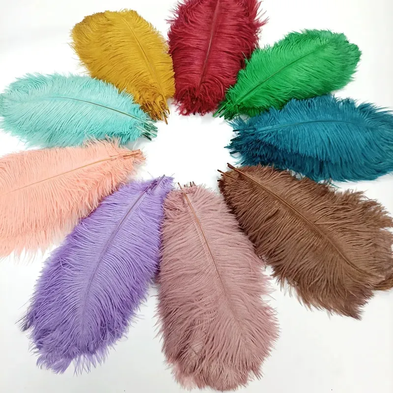 パーティーデコレーション10pcs/craft for craft for craft for craft pink gold feather decoration diy holidayカーニバルウェディングデコレーション231122のための新しい色のダチョウの羽のバッチ