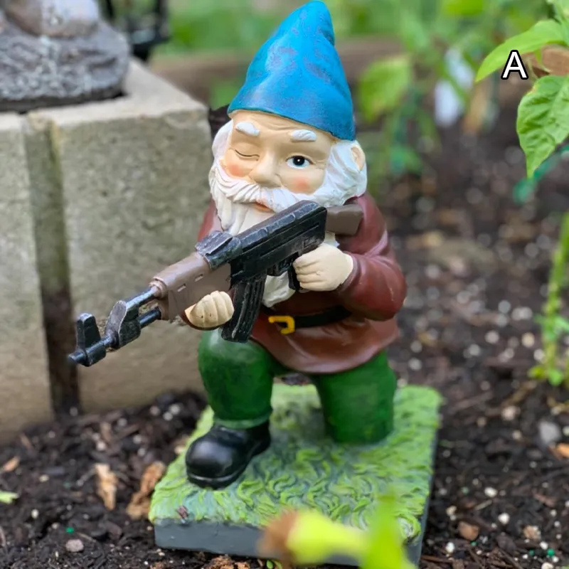 Resin Garden Gnomes: Funny Army Gnome Statue  From Mu007