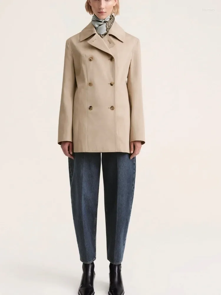 Trenchs de femmes Totem-manteau à double boutonnage pour femme taille de coton beige foncé une poignée et longue décontractée / polyvalente automne printemps