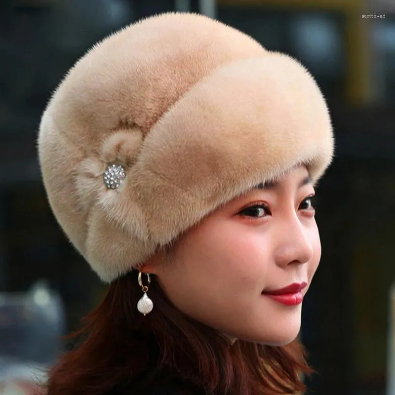قبعات تقليد القبعة الشتوية الشتوية للنساء