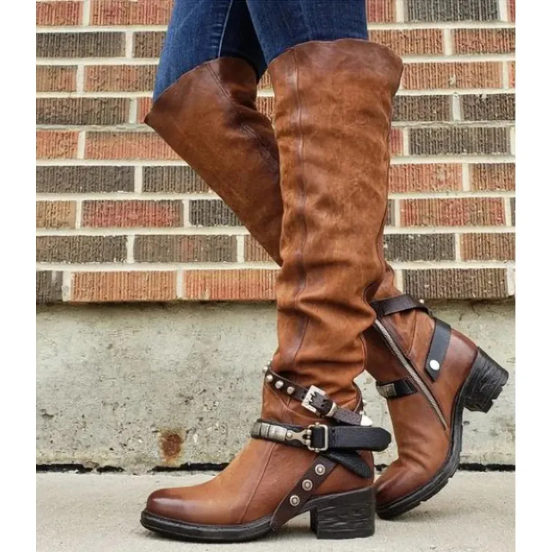Boot Winter Leather Punk Style Knee Boots Vintage Stud Zip Women's With Belt Buckle Plus Size Shoes 231123