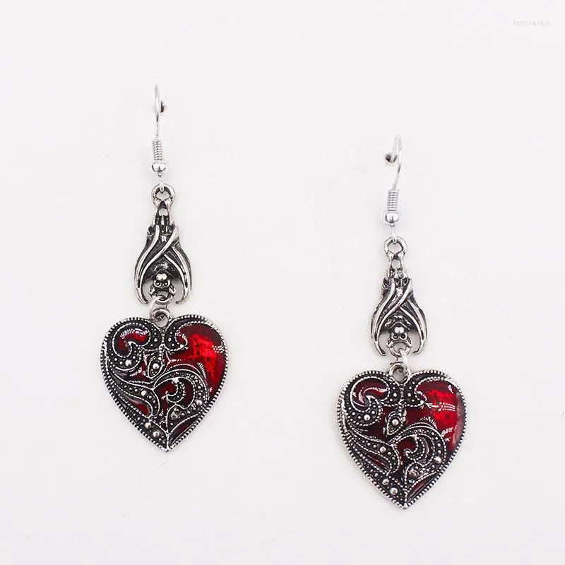 Hoopörhängen 2023 Fashion Gothic Mysterious smycken Blood Rose Heart-Shaped Angel Pendant Ladies Retro