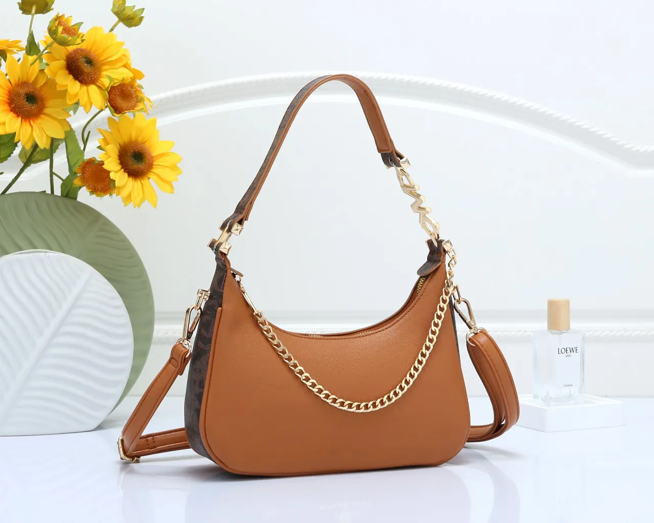 Designer Armpit bag PU leather M Letter half moon shoulder bags vintage hobo smooth handbags armpit tote women Chain purse luxury clutch 5A quality