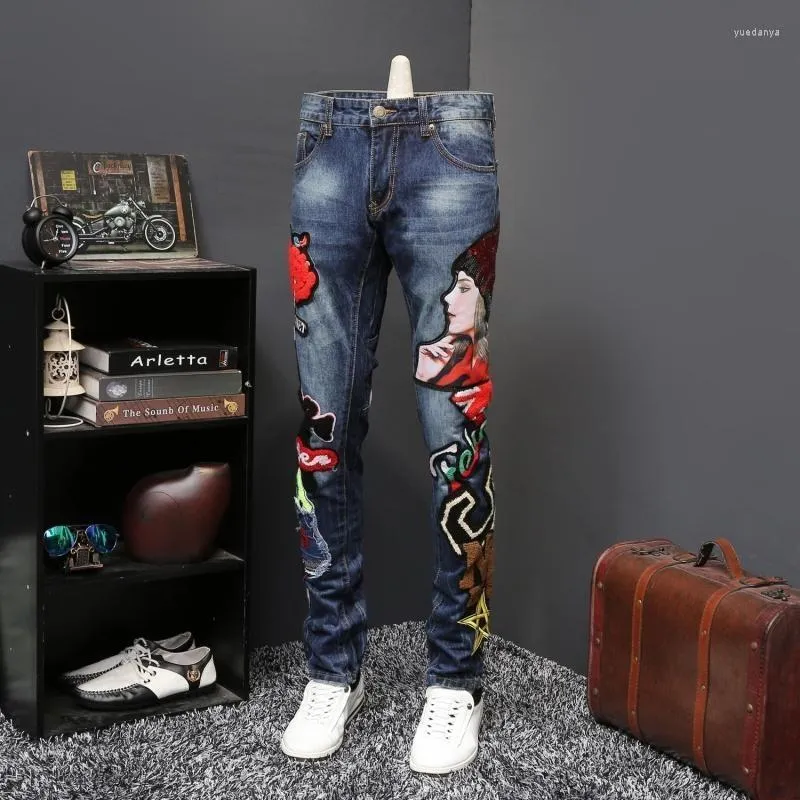 Mens Jeans Wind Personality Beauty Embroidered Male Embroidery Flocking Self-cultivation Directly Canister Long Pant Homme