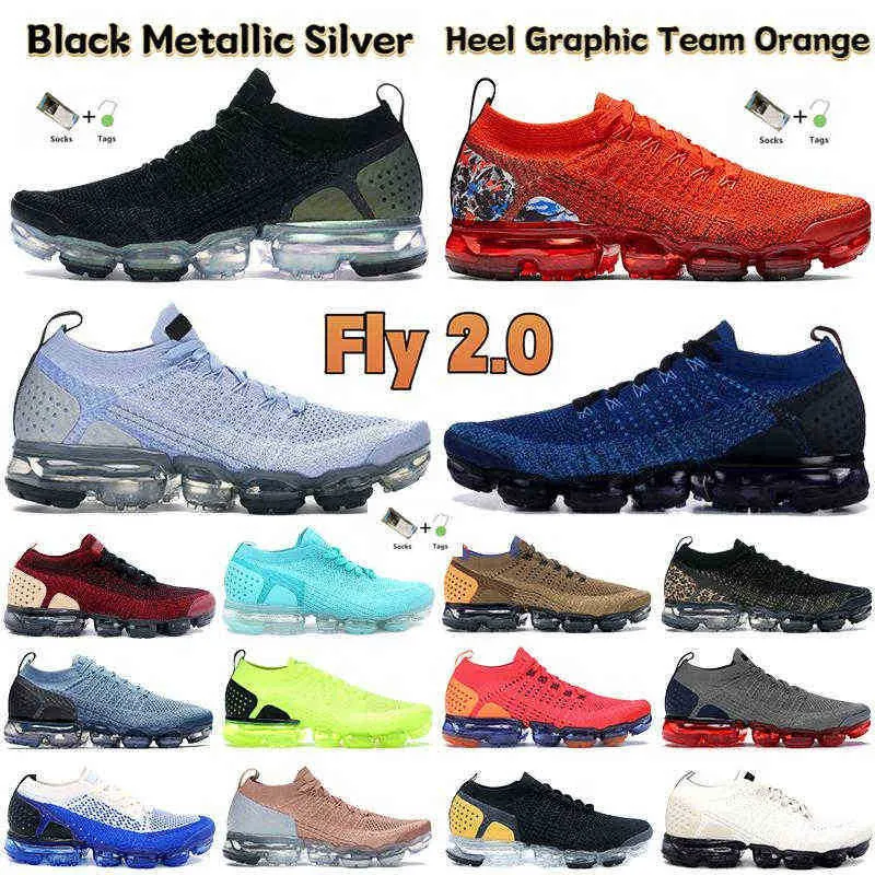 2022 Nyaste flue 2.0 män kudde löparskor svart metallisk silverhäl grafik team ge cny light moon kvinnor designer sneakers eur36-45