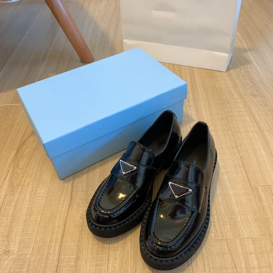 Scarpe Prada Mocassini Donna Mocassini Casual In Pelle Da Donna