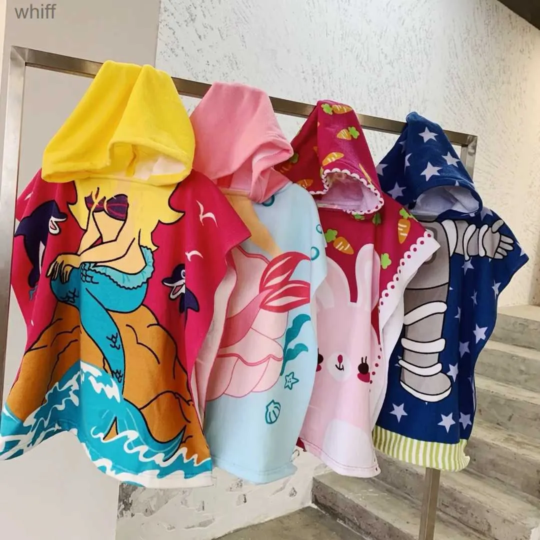 Asciugamani Accappatoi Cartoon Bambino Capretto Mantello con cappuccio Accappatoio infantile Asciugamano da bagno per bambini Accappatoio in cotone Ragazzo Ragazza Accappatoio da spiaggia Mantello di dinosauro Coperta avvolgente per neonatoL231124