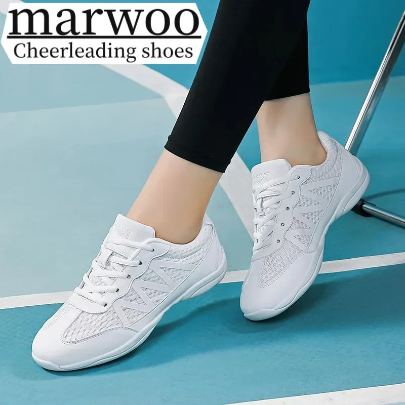 Athletic Outdoor Marwoo Girls White Cheer Dance Sneakers Bambini Leggero Cheerleader Training Walking Tennis Donna Moda Scarpe sportive 231123