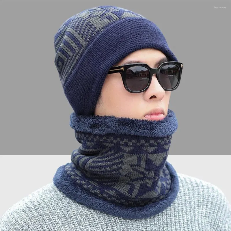 Berets Neck Warmer Hat Men's Suits Knitted Scarf Two-piece Mens Hats Fitted Leggings